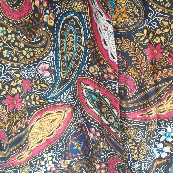 Top - Picture 3 of 4